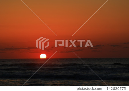 從庫朱庫里海灘欣賞日出 從庫朱庫里海灘欣賞日出 142820775