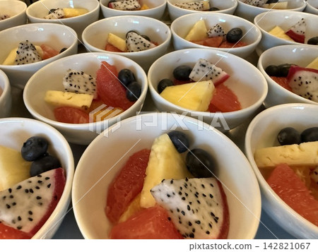 A row of mini fruits A row of mini fruits 142821067
