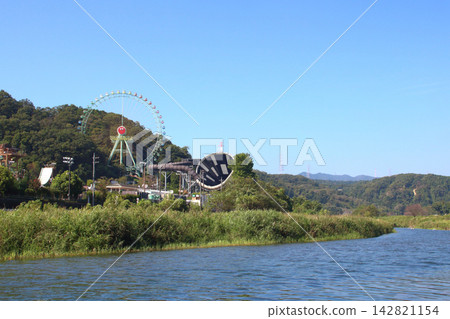 秋川河和東京夏日樂園(東京都秋留野市) 秋川河和東京夏日樂園(東京都秋留野市) 142821154