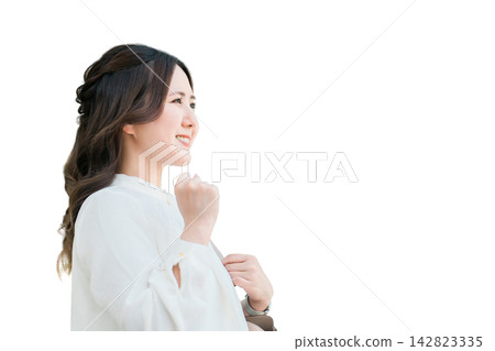 做拳頭泵的女商人 142823335