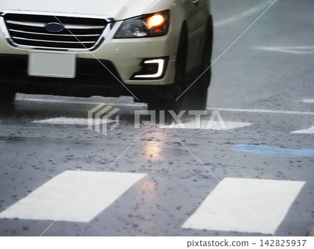 大雨 大雨 142825937