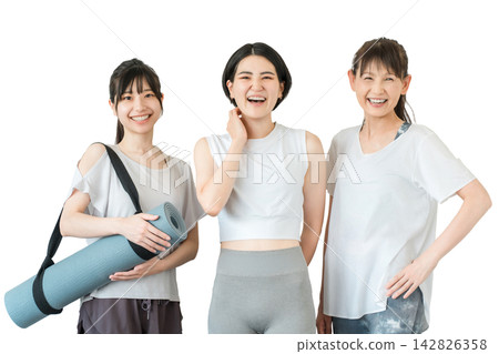 Women wearing yoga wear training at the gym (yoga, hot yoga, exercise) Women wearing yoga wear training at the gym (yoga, hot yoga, exercise) 142826358
