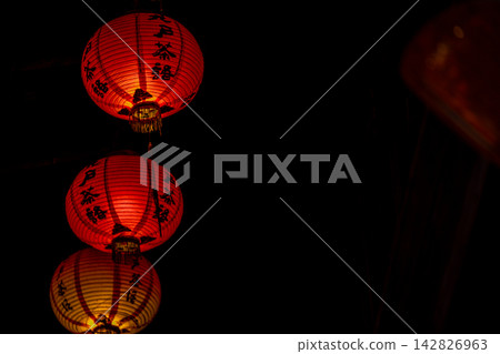 九份山城的夜間燈籠特寫 九份山城的夜間燈籠特寫 142826963