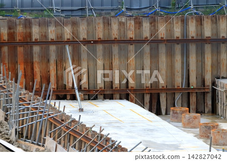 Foundation work for an apartment building (image) Foundation work for an apartment building (image) 142827042