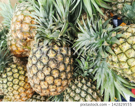 fresh pineapple texture 142829555