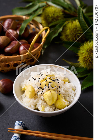 栗子飯放在碗裡 栗子飯放在碗裡 142830707