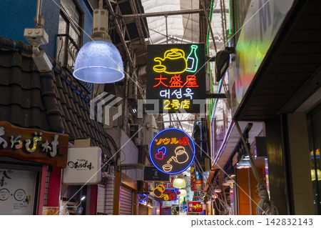 大阪鶴橋商店街 大阪鶴橋商店街 142832143