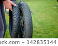 Comparing brand new street tire and old fatbike rubber 142835144