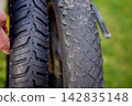 Tread depth comparison of new and old e-bike tires 142835148