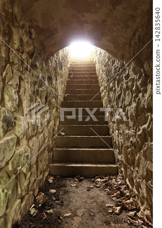 下關城:日野山砲台遺址的地下通道 下關城:日野山砲台遺址的地下通道 142835640