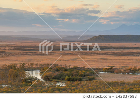 Autumn view of the Kushiro Marsh from Hosooka Observatory Autumn view of the Kushiro Marsh from Hosooka Observatory 142837688
