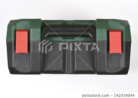 Dark green and black plastic toolbox with red latches in a top view 142839844