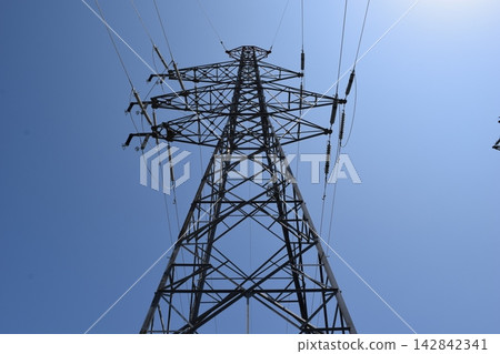 輸電塔高壓交流電 輸電塔高壓交流電 142842341