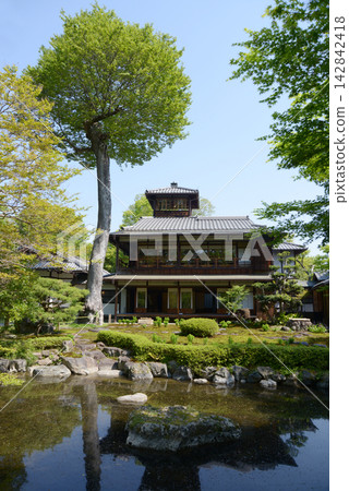 原三井家族下鴨別墅:從花園眺望主樓,京都市左京區下鴨宮川町 原三井家族下鴨別墅:從花園眺望主樓,京都市左京區下鴨宮川町 142842418