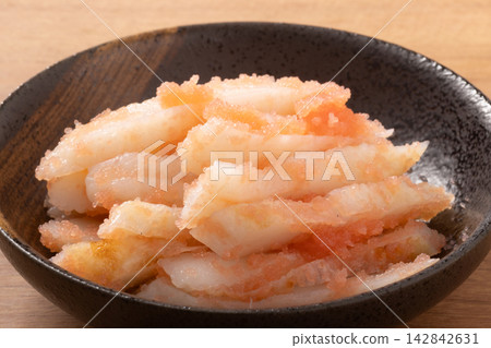 Sasakama (fish cake) with mentaiko (spicy cod roe) Sasakama (fish cake) with mentaiko (spicy cod roe) 142842631