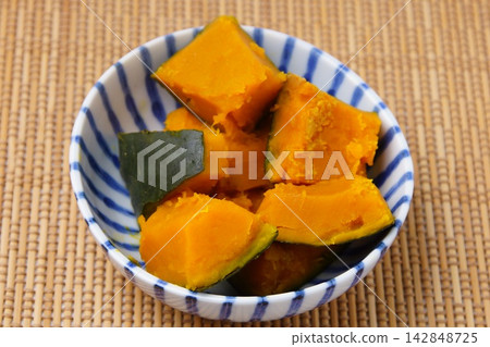 Pumpkin simmered Pumpkin simmered 142848725
