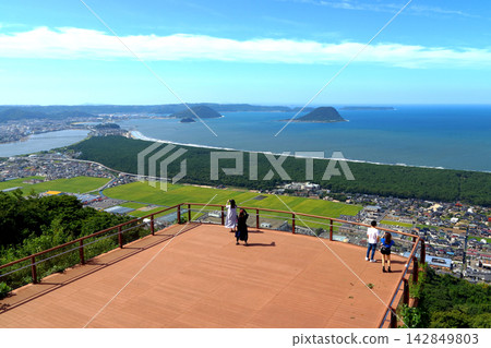 鏡山展望台(佐賀縣唐津市) 鏡山展望台(佐賀縣唐津市) 142849803