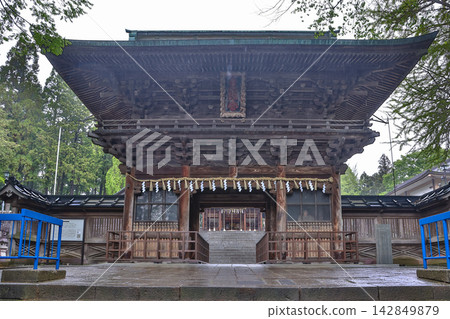 Japan April 29 2026 Sendai Toshogu shrine main hall in rain Japan April 29 2026 Sendai Toshogu shrine main hall in rain 142849879