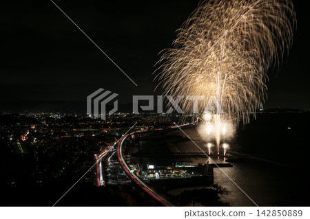 Miyukihama Fireworks Festival, Odawara City, Kanagawa Prefecture Miyukihama Fireworks Festival, Odawara City, Kanagawa Prefecture 142850889