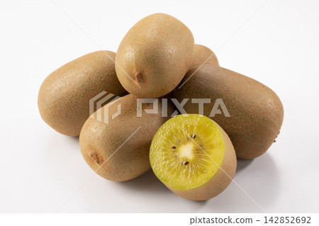 Kagawa Prefecture-grown Sanuki Kiwi Kiwi (Yellow Kiwi) Kagawa Prefecture-grown Sanuki Kiwi Kiwi (Yellow Kiwi) 142852692