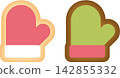 Iced cookies (mittens) 142855332