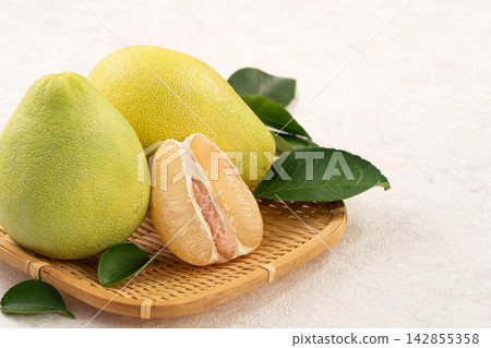 pomelo mid-autumn festival bundan background pomelo Moon Festival ユズ ゆず ぶんたん 15 nights pomelo mid-autumn festival bundan background pomelo Moon Festival ユズ ゆず ぶんたん 15 nights 142855358