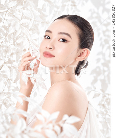 美麗的女人 美麗的女人 142856827