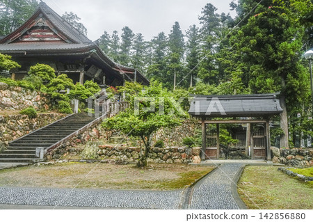 谷組山華嚴寺院 谷組山華嚴寺院 142856880