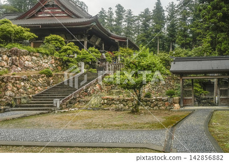 Tanigumi-san Kegon-ji Temple grounds Tanigumi-san Kegon-ji Temple grounds 142856882