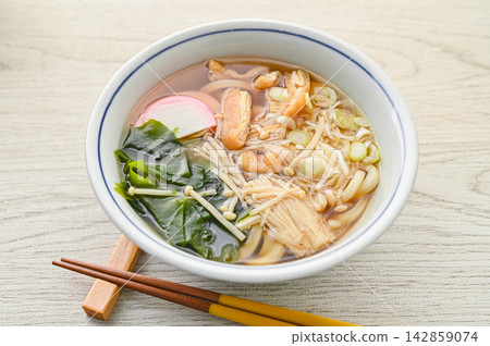 家常燉烏龍麵 家常燉烏龍麵 142859074