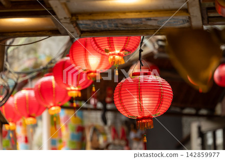 傳統紅燈籠細節特寫 傳統紅燈籠細節特寫 142859977