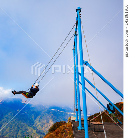 Swings above clouds, Rosa Peak, Sochi Swings above clouds, Rosa Peak, Sochi 142861916