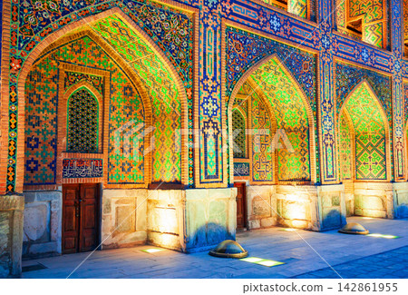 Registan mosaic pattern design background, Samarkand Registan mosaic pattern design background, Samarkand 142861955
