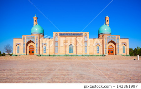 Hazrati Imam Mosque and Madrasah complex Hazrati Imam Mosque and Madrasah complex 142861997