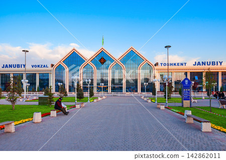 Yuzhny Vokzal railway station in Tashkent 142862011