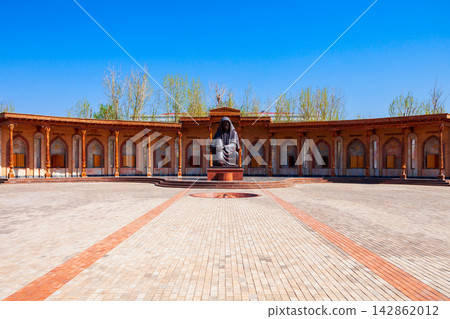 Weeping Mother Memorial Monument in Urgench Weeping Mother Memorial Monument in Urgench 142862012