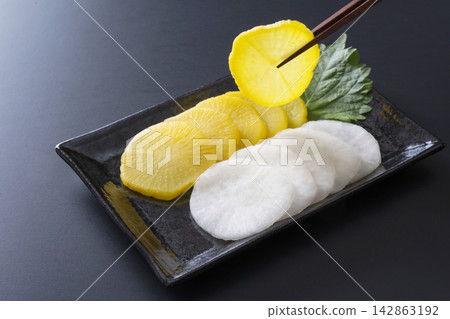 Pickles: daikon radish, cucumber, shibazuke (pickled eggplant) Pickles: daikon radish, cucumber, shibazuke (pickled eggplant) 142863192