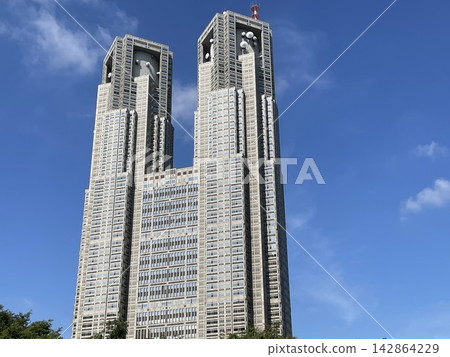 從東京都政府大樓1號大樓東側拍攝。 從東京都政府大樓1號大樓東側拍攝。 142864229