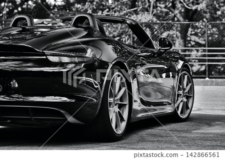 黑色敞篷車 黑色敞篷車 142866561