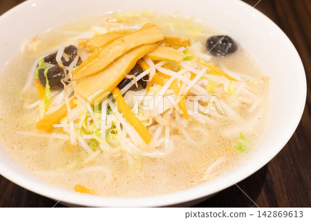 美味的舌頭 美味的舌頭 142869613