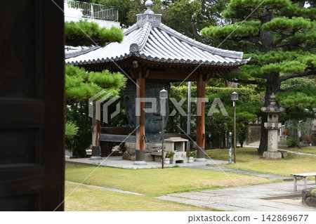 Wakayama City, Muryokoji Temple's Head Buddha Wakayama City, Muryokoji Temple's Head Buddha 142869677