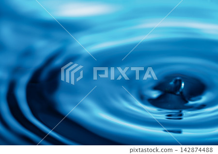 276.Blue Water Droplet Impact with Ripple and Splash 276.Blue Water Droplet Impact with Ripple and Splash 142874488