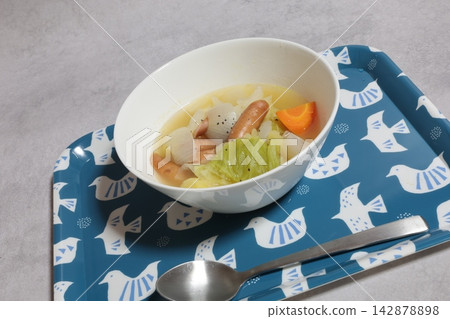 簡易法式燉牛肉 簡易法式燉牛肉 142878898