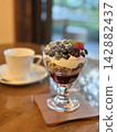 Blueberry parfait - A moment at the cafe 142882437