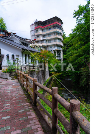 【溫泉小鎮】長野縣上田市加惠湯溫泉街景【長野縣】 【溫泉小鎮】長野縣上田市加惠湯溫泉街景【長野縣】 142884849