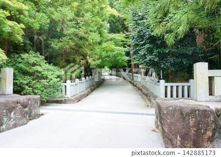 哈里納神社,西側入口,經由哈里納之森(1) 哈里納神社,西側入口,經由哈里納之森(1) 142885173