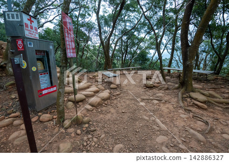 台灣第35座小山峰火岩山登山路線沿途風景。 台灣第35座小山峰火岩山登山路線沿途風景。 142886327