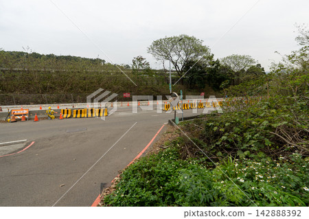 台灣第35座小山峰火岩山登山路線沿途風景。 台灣第35座小山峰火岩山登山路線沿途風景。 142888392