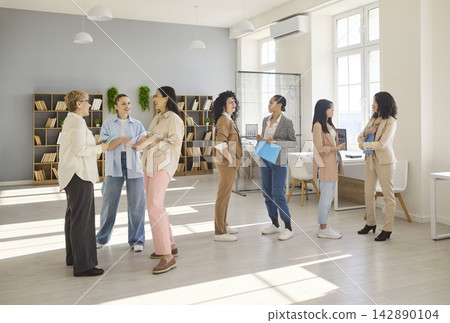 Business women networking in office meeting, teamwork and collaboration dialogue Business women networking in office meeting, teamwork and collaboration dialogue 142890104