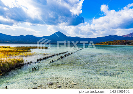 青森縣大須岳的秋景 青森縣大須岳的秋景 142890401